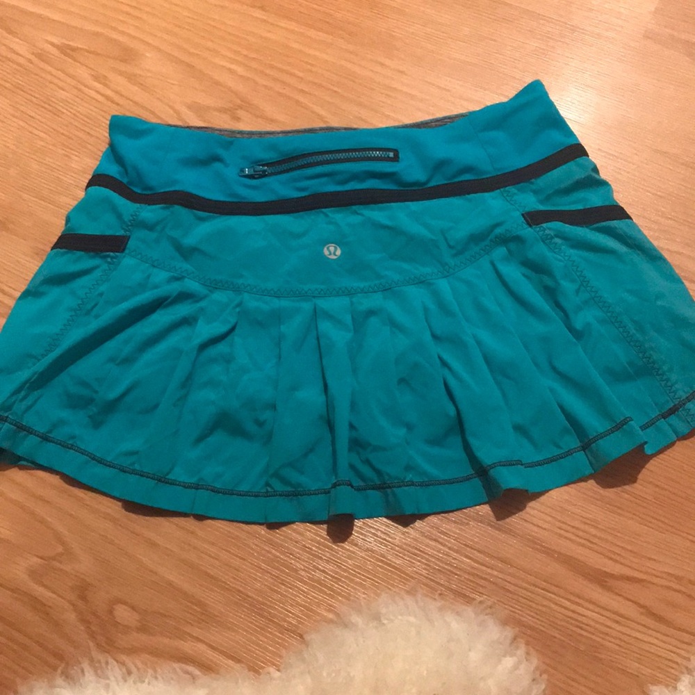 Lululemon pacesetter Skirt